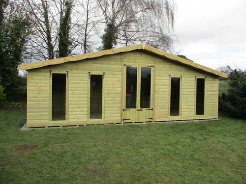 Summer house log lap - house,