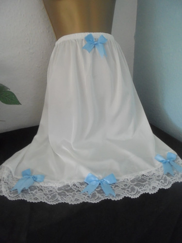 Stunning silky satin half - ,