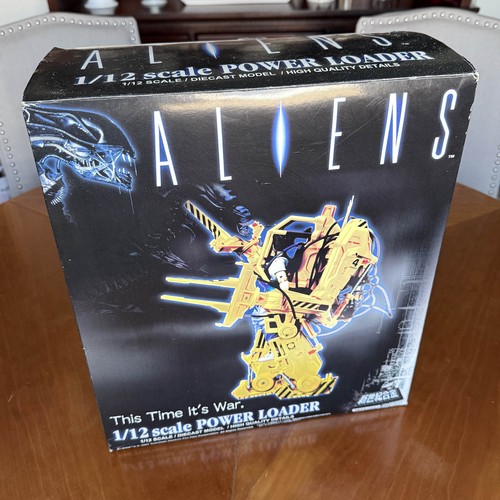 Aliens power loader 12 - aliens,