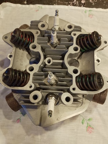 Triumph pre unit - 9, stud