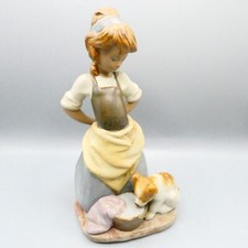 Lladro Figurine 2096 Nosy
