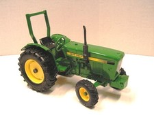 ERTL BRITAINS TRACTEUR JOHN DEERE NEUF / FARM COUNTRY 1/16