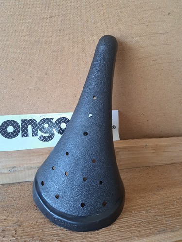 Old school mongoose - old,
