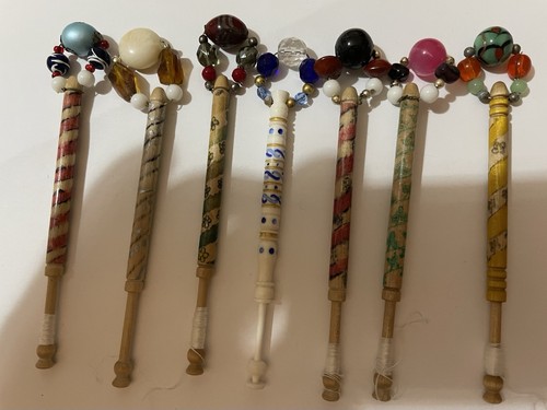 Handpainted lace bobbins - bobbins, (7)