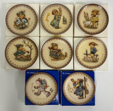 8 X VINTAGE HUMMEL MINI PLATES