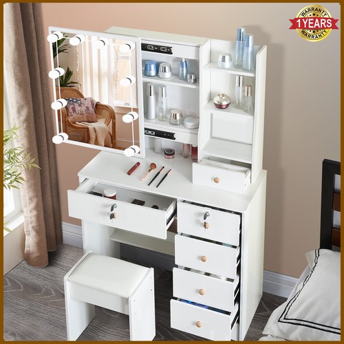 Dressing table makeup - table,,