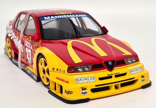 Werk83 alfa romeo - 1/18,