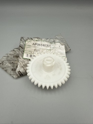 Aprilia oil pump pinion - aprilia,
