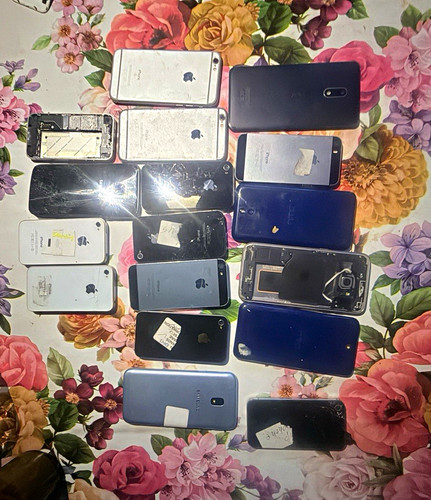 Apple mixed job lot - apple, mobile