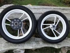 suzuki rg250 Wheels