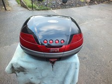 Givi V46 top box black gloss