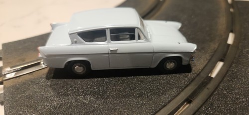 Lledo vanguards diecast ford - vanguards,