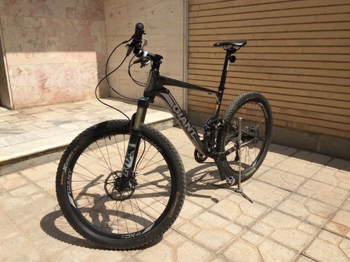 Giant anthem 2012 full - x1,