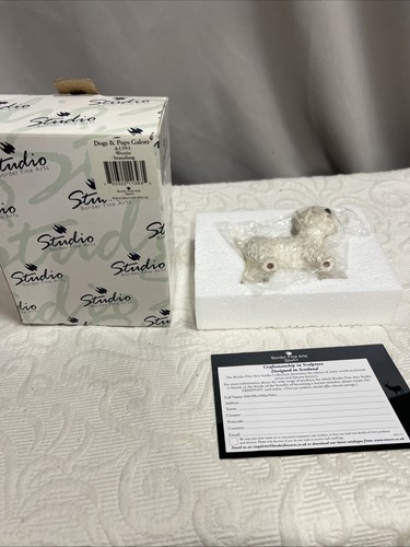 Studio border fine - arts, &