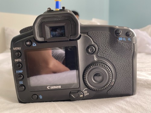 Canon eos body only - 5d,