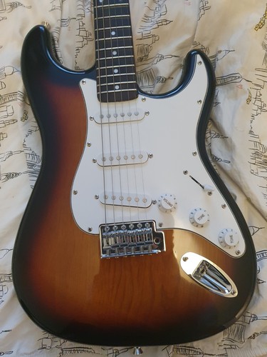 Tokai goldstar sound sunburst - tokai,