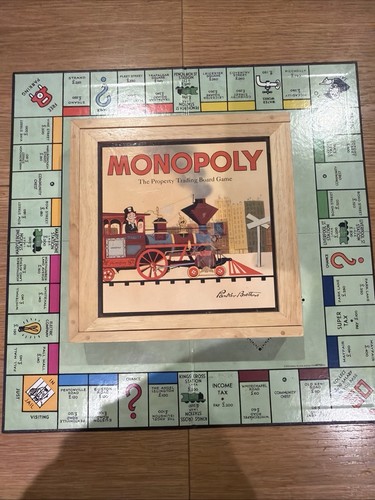 Monopoly nostalgia wooden box - monopoly,
