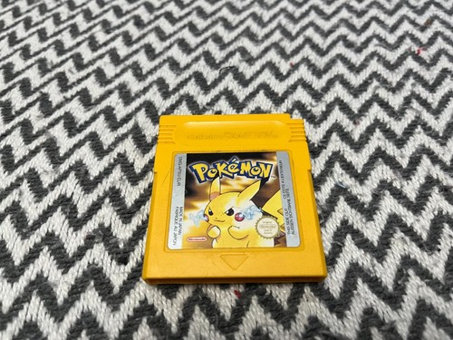 Genuine pokemon yellow - genuine,