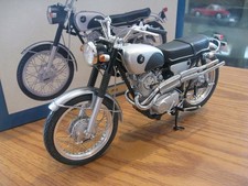 okEbbro 1/10 Honda CL72 1962 Black/Silver 10010