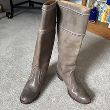 Frye Ladies Light Brown All Leather Knee high boots 6.5B  Great condition-pics 