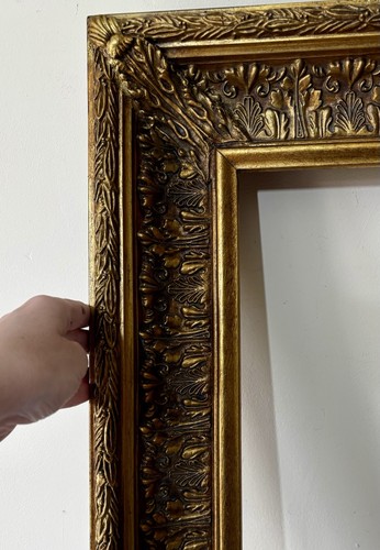 Superb gold gilt picture frame - gold,