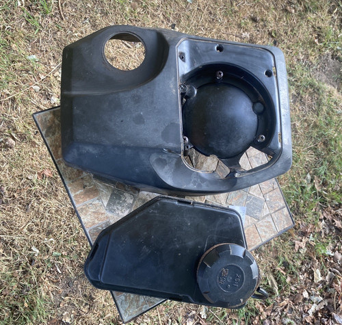Fuel tank and - top, cover