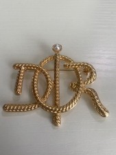 dior brooch pin