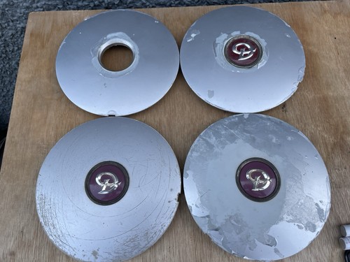 Jaguar alloy wheel centre caps - alloy,