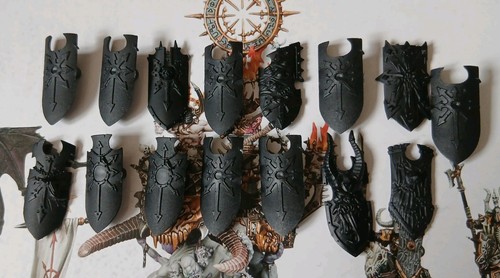Chaos warriors shields - chaos, aos