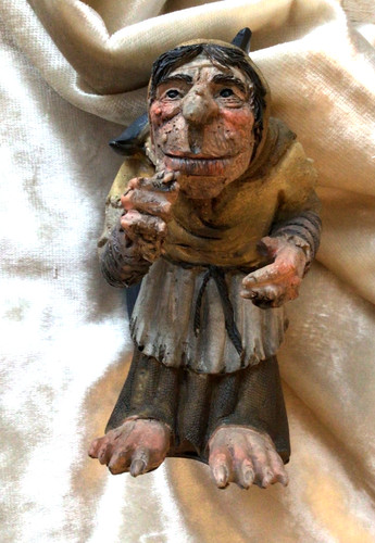 Vtg troll old - old, woman