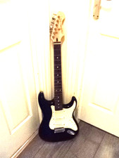 Cruiser by CRAFTER 6 String Right Hand Electric Guitar Black 98cm 4/4 - PL READ