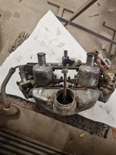 Twin carbs on - su,, 12g299