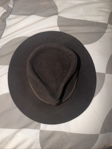 Akubra choclate brown fur - fur, felt
