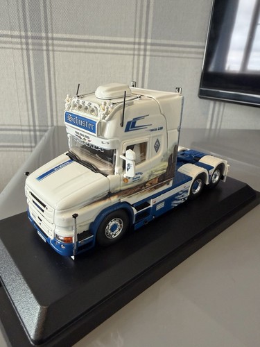 Tekno scania t cab - 1/50,