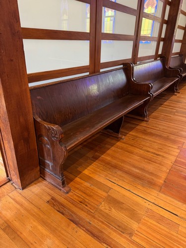 Antique foot pew 122 - 7,