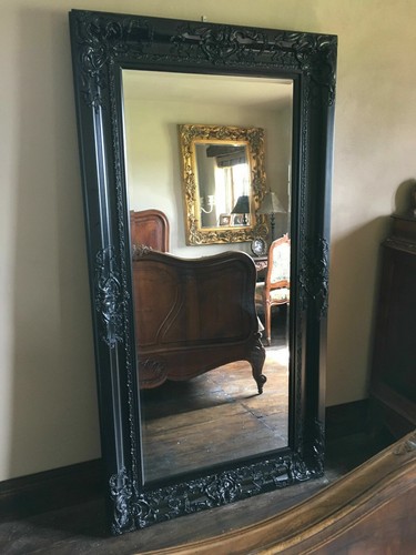 Matt black ornate - black,