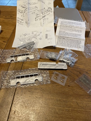 Model bus federation silver - federation,