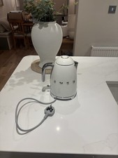 Smeg KLF03WHMUK 3000W 1.7L