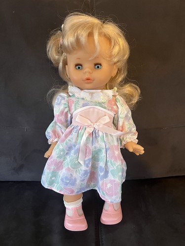 Vintage famosa doll - famosa,