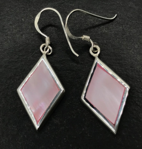 Pink drop earrings solid
