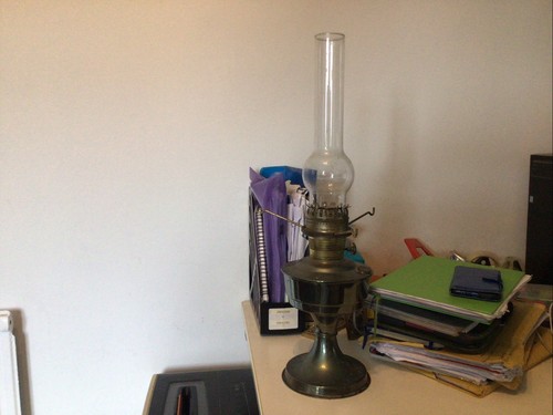Aladdin brass paraffin lamp - brass,