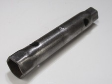 Stunning Vintage T W Williams