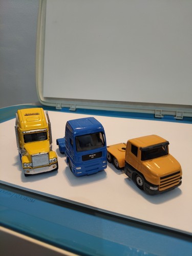 Siku model tractor - 3,