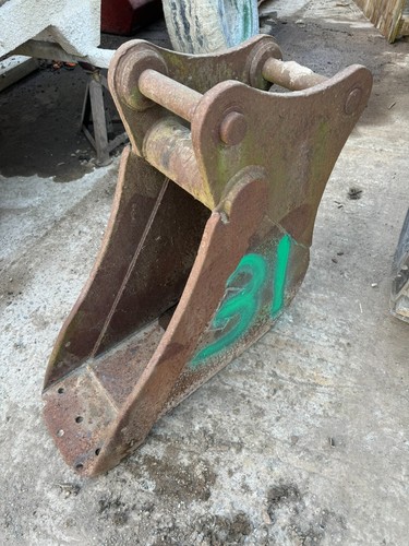 300mm ditching bucket 45mm - 12",