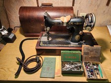 1900sSinger Portable Electric