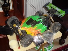 1/8 Scale 4WD Nitro RC Buggy