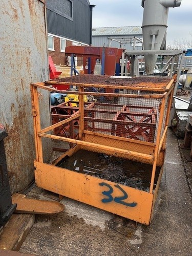 Forklift attachment man - attachment,