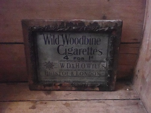 Wills wild woodbine cigarettes - woodbine,