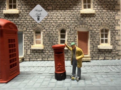 Gauge post box and - n,