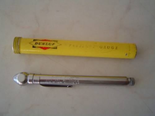 Dunlop tyre pressure gauge - pressure,